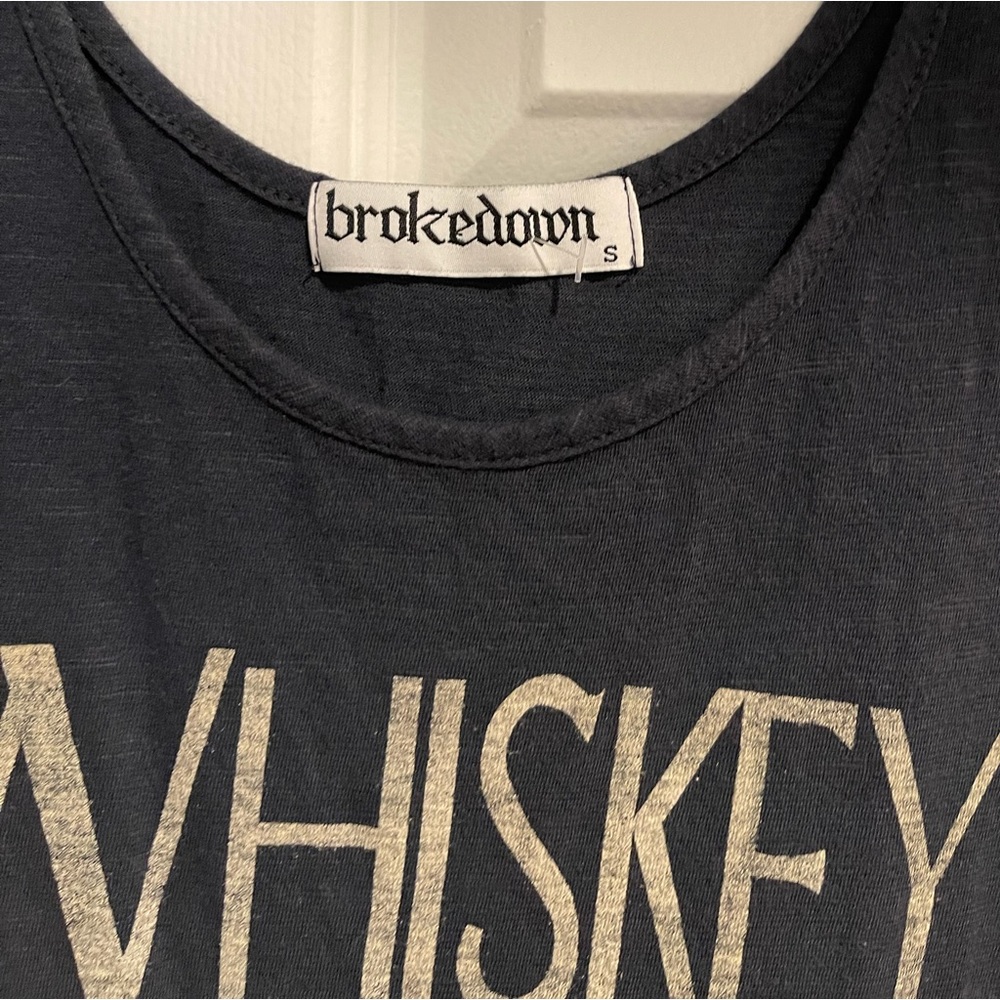Broke down whiskey weekend tank top size small - Picture 3 of 4
